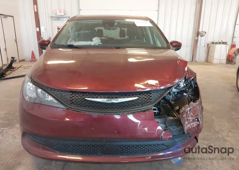 2023 Chrysler Voyager Lx z USA, uszkodzony, nr VIN 2C4RC1CG2PR530077